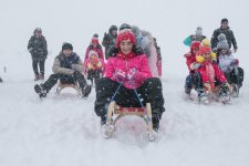 Heydər Əliyev Fondunun təşəbbüsü ilə uşaqların "Şahdağ" Turizm Mərkəzində istirahəti təşkil edilib (FOTO)