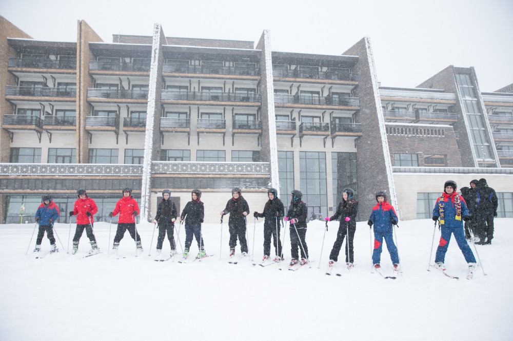 Heydər Əliyev Fondunun təşəbbüsü ilə uşaqların "Şahdağ" Turizm Mərkəzində istirahəti təşkil edilib (FOTO)