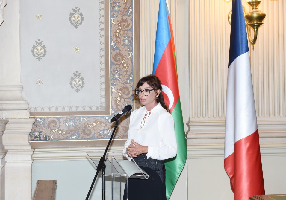 Prezident İlham Əliyev: Multikulturalizm Azərbaycanda həyat tərzidir (FOTO)
