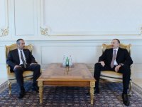 İlham Əliyev Sloveniya və İsveç səfirlərinin etimadnamələrini qəbul edib (FOTO)