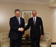 Prezident İlham Əliyev Ukrayna Prezidenti ilə görüşüb (FOTO)