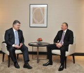 Prezident İlham Əliyev Ukrayna Prezidenti ilə görüşüb (FOTO)