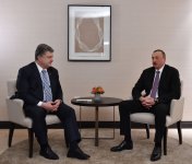 Prezident İlham Əliyev Ukrayna Prezidenti ilə görüşüb (FOTO)