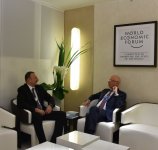 Azərbaycan Prezidenti Davos fəxri üzvlər klubunun nişanına layiq görülüb (FOTO)