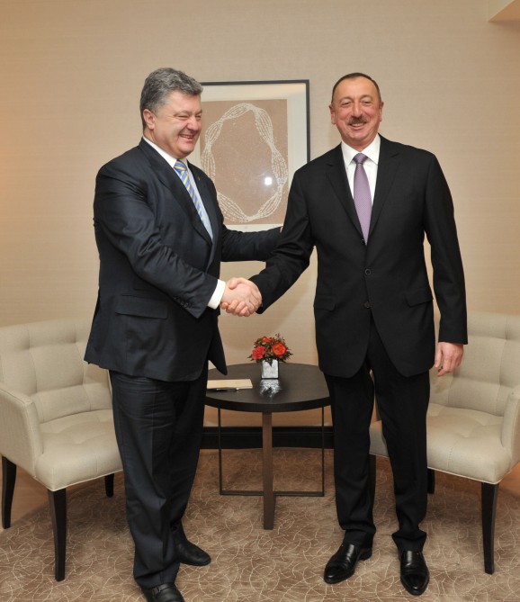 Prezident İlham Əliyev Ukrayna Prezidenti ilə görüşüb (FOTO)