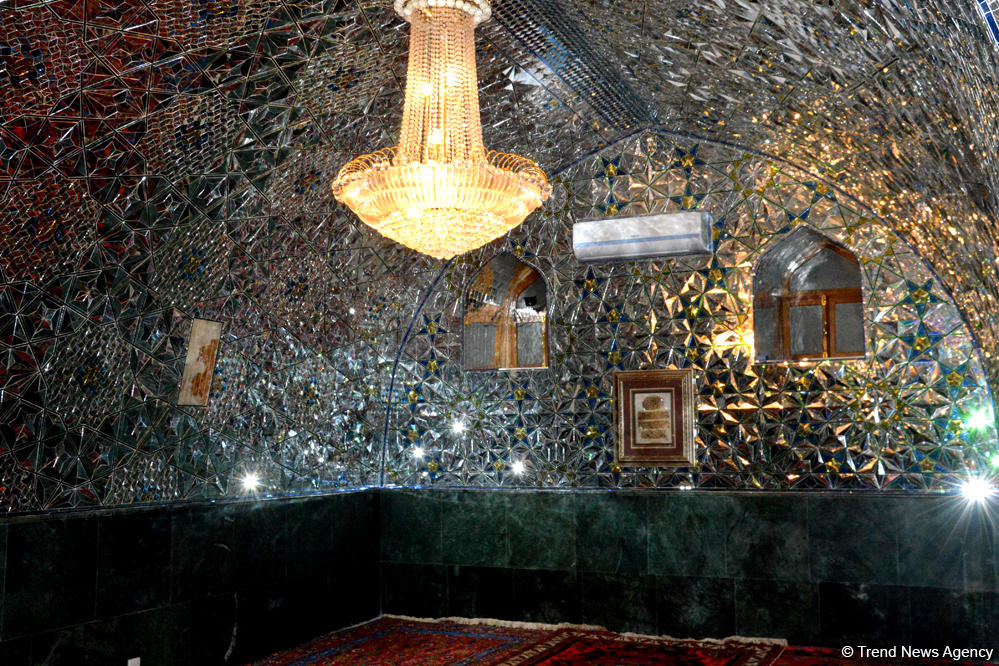Nardarandakı Rəhimə xanım ziyarətgahı fəaliyyətini davam etdirir (FOTO)