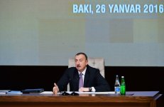 Prezident İlham Əliyev: 2015-ci ildə bütün istiqamətlər üzrə Azərbaycan uğurlu inkişaf dinamikasını saxlaya bilib (ƏLAVƏ OLUNUB-5) (FOTO)