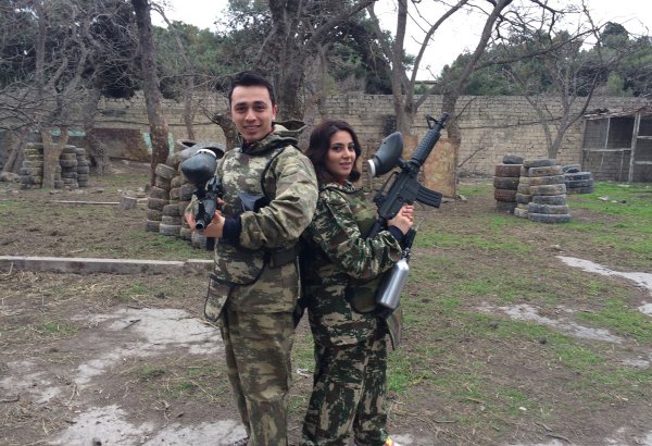 Müğənni Ayan burnu zədələnərsə nələr edəcək? (FOTO)
