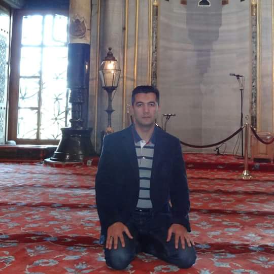 İTV-nin itkin əməkdaşı ilə bağlı məscidlərdə axtarışlar aparılıb (FOTO)