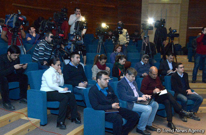 Azərbaycan BVF və DB ilə kredit verilməsi məsələsini müzakirə etmir (ƏLAVƏ OLUNUB) (FOTO)