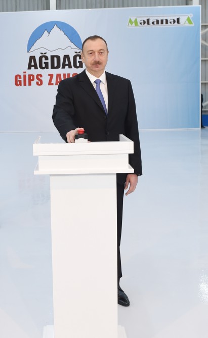 Prezident İlham Əliyev Yeni Ağdağ gips zavodunun açılışında iştirak edib (FOTO)