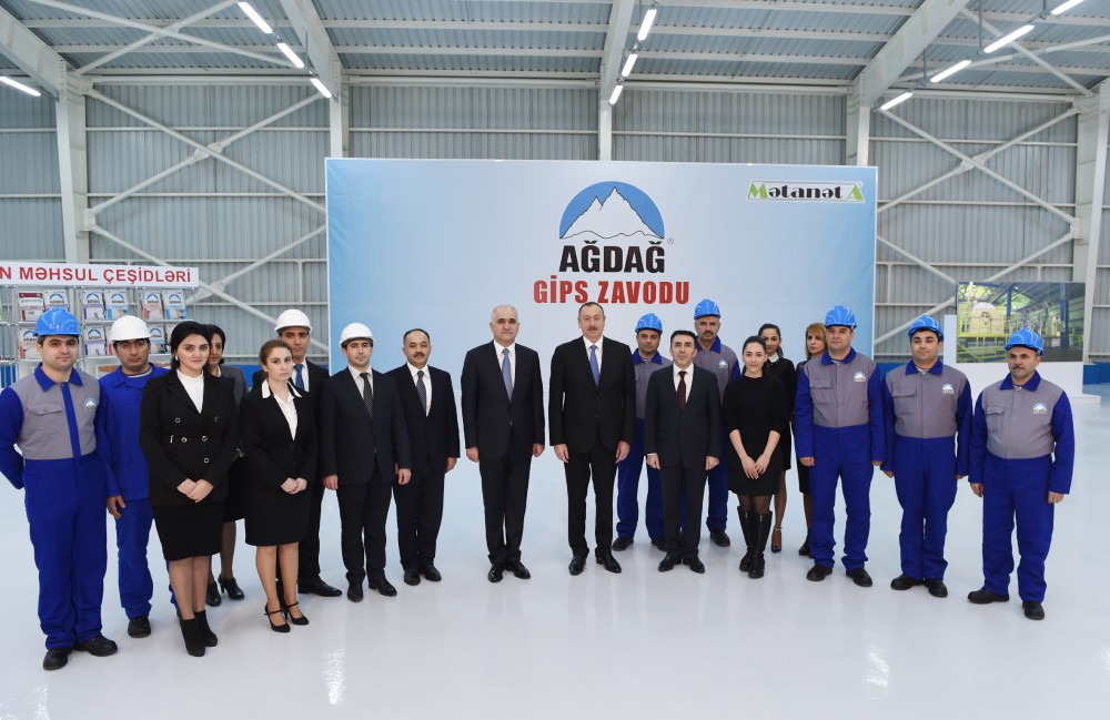 Prezident İlham Əliyev Yeni Ağdağ gips zavodunun açılışında iştirak edib (FOTO)