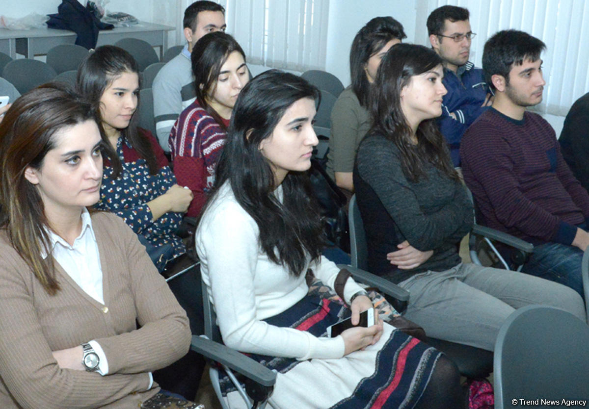 Gənclərə çağırış: Ətraf mühitin qorunmasında aktiv olun  (FOTO)