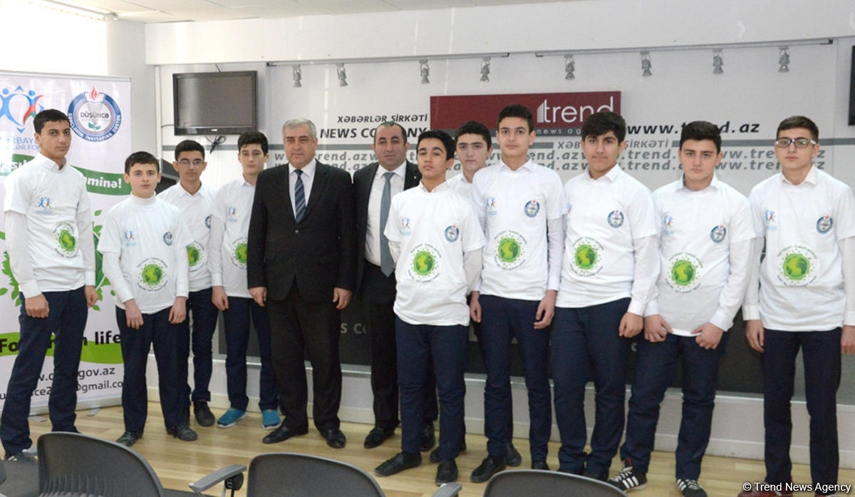 Gənclərə çağırış: Ətraf mühitin qorunmasında aktiv olun  (FOTO)