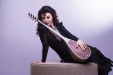 Müasir aşıqdan sazla FOTOSESSİYA
