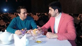 Teleaparıcı və müğənni sürət yarışına çıxdılar (FOTO)