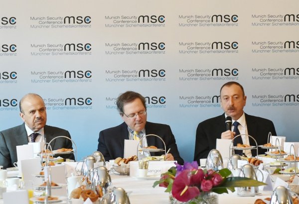 Prezident İlham Əliyev: "Bu vəziyyətdən minimum itkilərlə çıxmağı bacardıq" (FOTO)