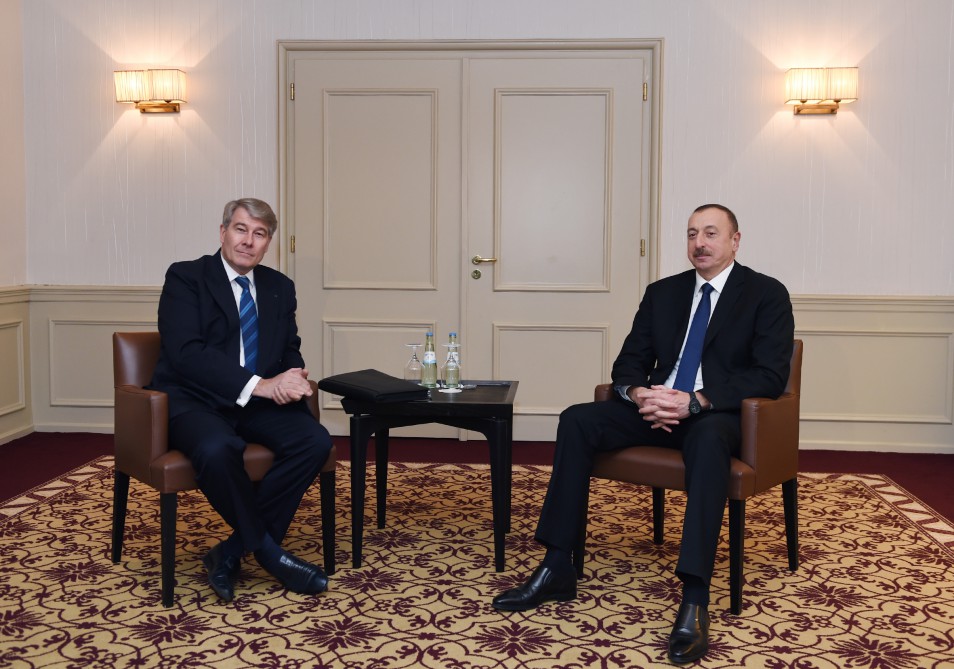 Prezident İlham Əliyev Almaniya İqtisadiyyatının Şərq Komitəsinin sədri ilə görüşüb (FOTO)