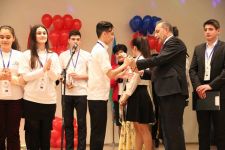 Rusiya, Türkiyə və Azərbaycan ziyalıları qardaşlaşan məktəbliləri təbrik etdilər (FOTO)