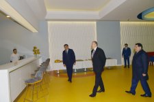 İlham Əliyev Tovuzda Heydər Əliyev Parkında aparılan yenidənqurma işləri ilə tanış olub (FOTO)