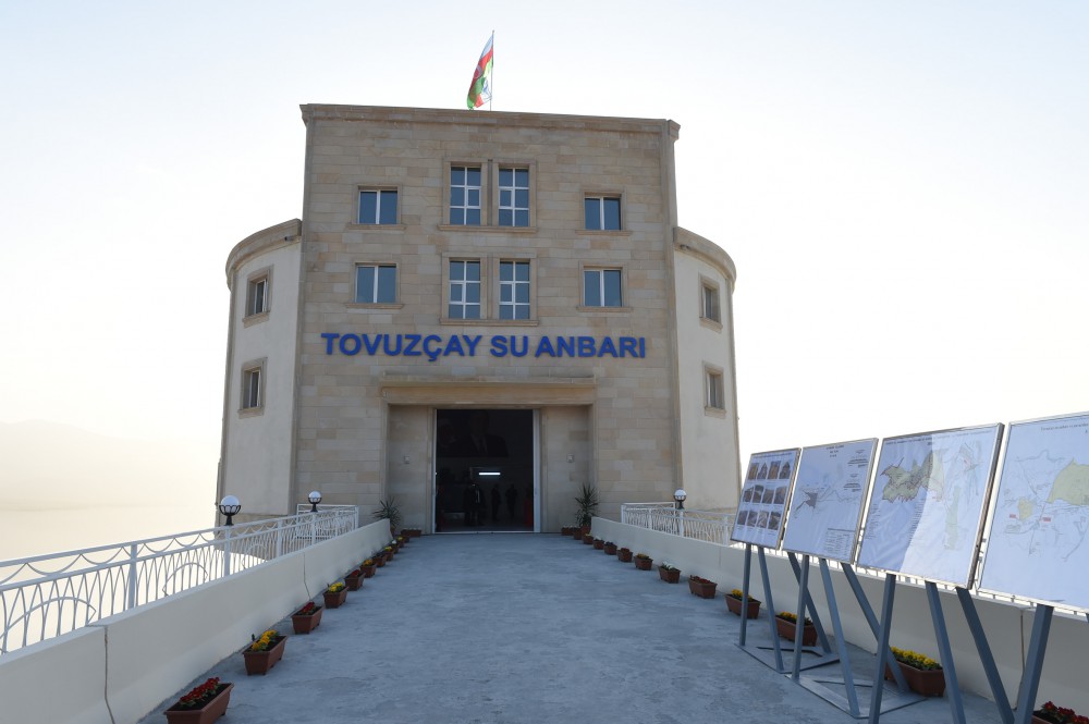 Prezident İlham Əliyev Tovuzçay su anbarının açılışını edib  (FOTO)