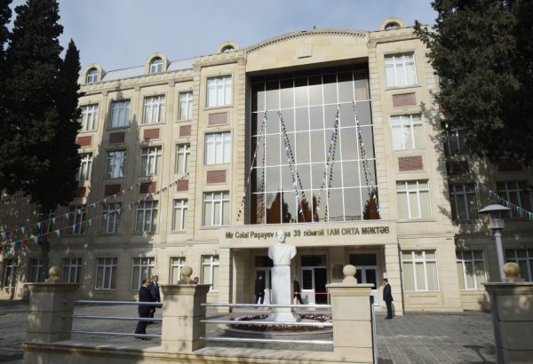 Orta məktəb direktorları və müavinlərinin fəaliyyəti stimullaşdırılacaq