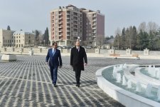 Prezident İlham Əliyev "Gəncəçay" park-bulvar kompleksi ilə tanış olub (FOTO)