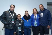 Müxtəlif ölkələrin nümayəndə heyətləri Bakıda idman gimnastikası üzrə Dünya Kuboku üçün akkreditasiyadan keçirlər (FOTO)