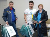Müxtəlif ölkələrin nümayəndə heyətləri Bakıda idman gimnastikası üzrə Dünya Kuboku üçün akkreditasiyadan keçirlər (FOTO)