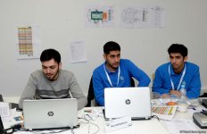 Müxtəlif ölkələrin nümayəndə heyətləri Bakıda idman gimnastikası üzrə Dünya Kuboku üçün akkreditasiyadan keçirlər (FOTO)