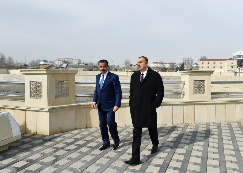 Prezident İlham Əliyev "Gəncəçay" park-bulvar kompleksi ilə tanış olub (FOTO)