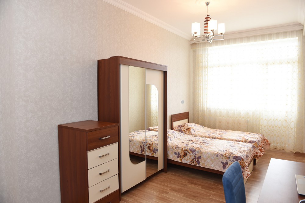 Gəncədə hərbi qulluqçular üçün inşa edilən şəhərciyin açılışı olub (FOTO)