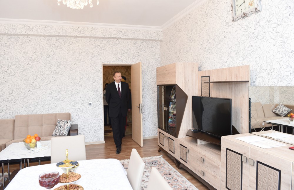 Gəncədə hərbi qulluqçular üçün inşa edilən şəhərciyin açılışı olub (FOTO)