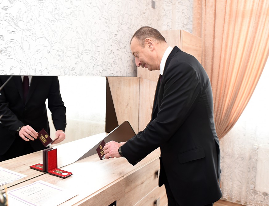 Gəncədə hərbi qulluqçular üçün inşa edilən şəhərciyin açılışı olub (FOTO)