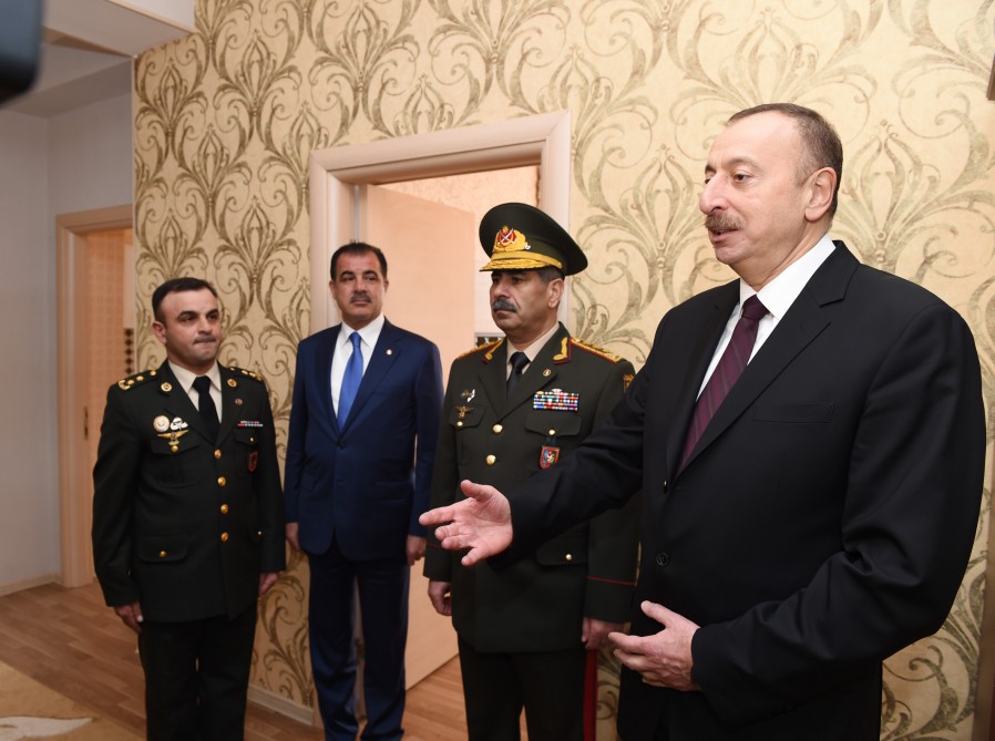 Gəncədə hərbi qulluqçular üçün inşa edilən şəhərciyin açılışı olub (FOTO)