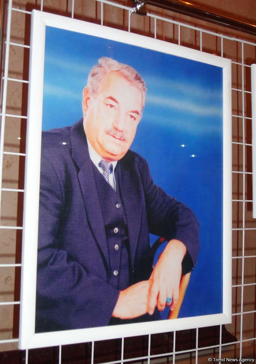 Əliabbas Qədirov anılıb (FOTO)