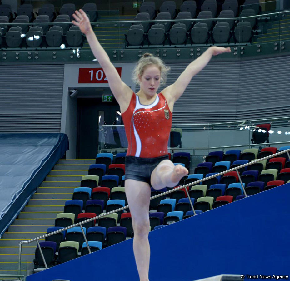 Bakıda Dünya Kubokunun iştirakçısı olan gimnastların podium məşqləri (FOTO)