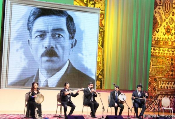 Əlağa Vahidin qəzəllərindən ibarət konsert proqramı keçirilib (FOTO)