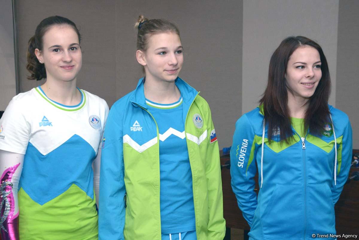 Sloveniyanın fəxri konsulu idman gimnastikası üzrə Dünya Kubokunda idmançılarla görüşüb (FOTO)