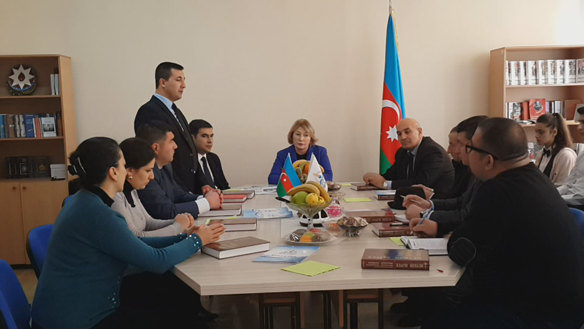 Millət vəkili Oğuz Bilik Evinin qonağı olub (FOTO)