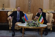 Azərbaycan Prezidenti İlham Əliyev İrana rəsmi səfərə gəlib (FOTO)
