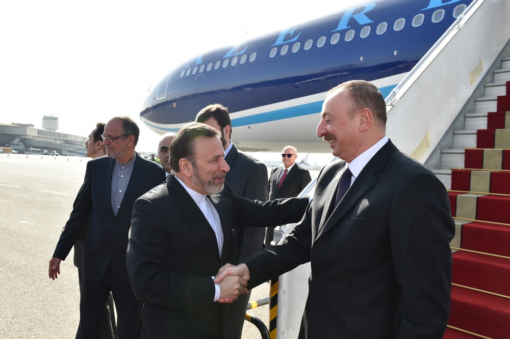 Azərbaycan Prezidenti İlham Əliyev İrana rəsmi səfərə gəlib (FOTO)