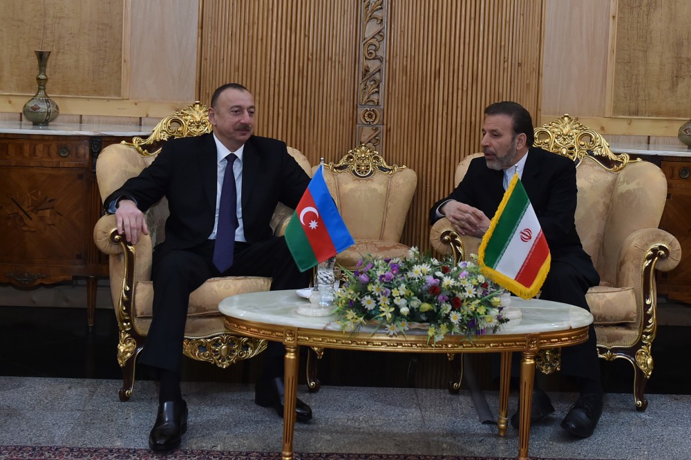 Azərbaycan Prezidenti İlham Əliyev İrana rəsmi səfərə gəlib (FOTO)