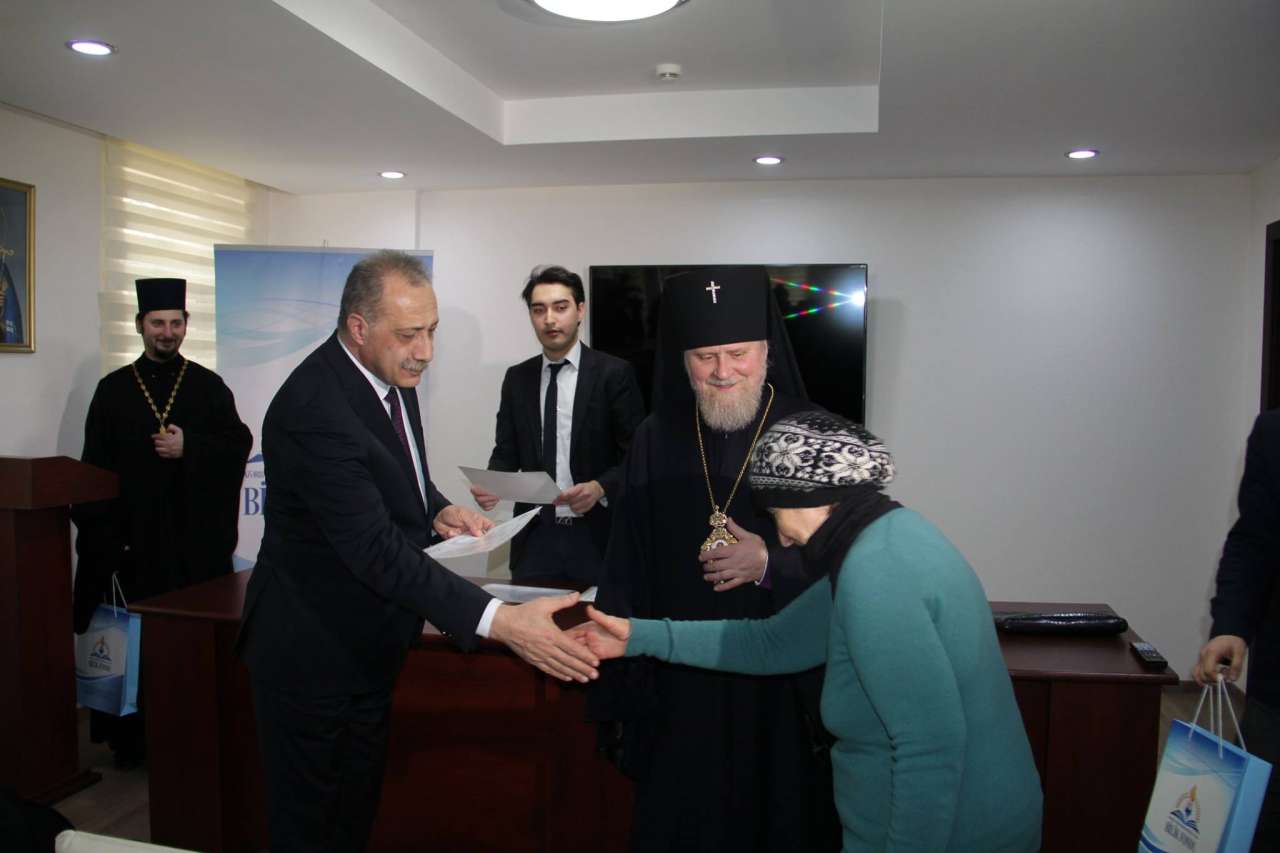 Bilik Fondu "Azərbaycan dili” kurslarının ilk müdavimlərini yola saldı (FOTO)