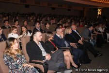 Macəra dolu "Robinzon və doqquz Cümə" Bakıda təqdim olundu (FOTO)