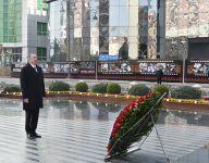 Prezident İlham Əliyev və xanımı Xocalı faciəsi qurbanlarının xatirəsini anma mərasimində iştirak ediblər (ƏLAVƏ OLUNUB 2) (FOTO)