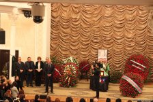 İlhamə Quliyevanı son mənzilə alqışlarla yola saldılar (FOTO)