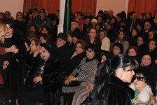 İlhamə Quliyevanı son mənzilə alqışlarla yola saldılar (FOTO)