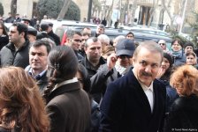 İlhamə Quliyevanı son mənzilə alqışlarla yola saldılar (FOTO)