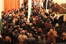 İlhamə Quliyevanı son mənzilə alqışlarla yola saldılar (FOTO)